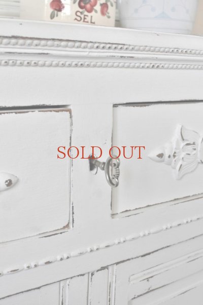 画像6: ホワイトカップボード