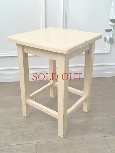 画像8: オリジナルのクリームペイントが かわいいスツール