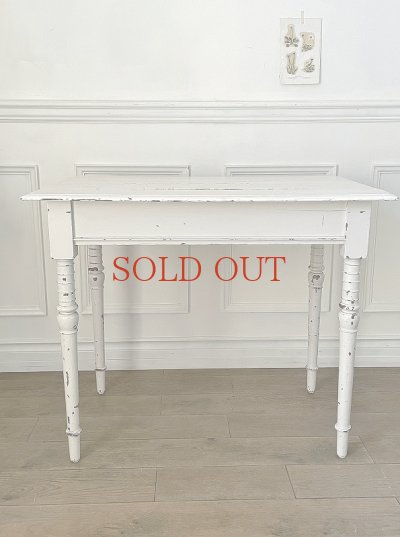 画像14: フレンチシックな デザインが素敵な ダイニングテーブル