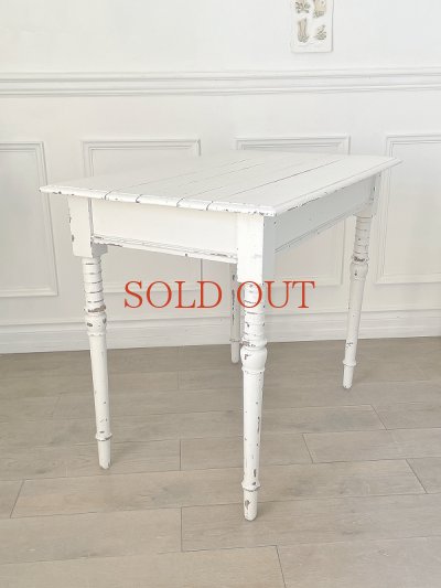 画像15: フレンチシックな デザインが素敵な ダイニングテーブル