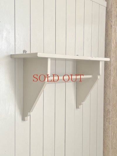 画像3: フランス クリーム色のオリジナルペイントが かわいい不思議なシェルフ