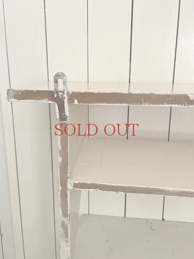 画像12: フランス クリーム色のオリジナルペイントが かわいい不思議なシェルフ