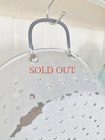 画像5: フランス ホーロー製壁かけ コランダー