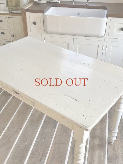 画像3: オリジナルペイントが 素敵なホワイトダイニングテーブル