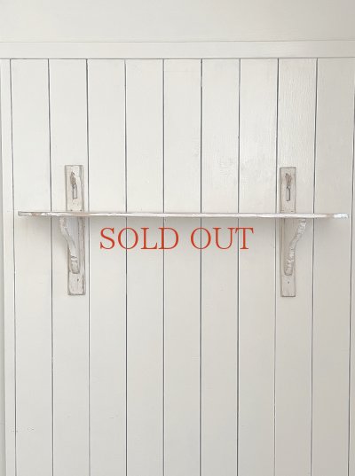 画像6: 素朴な木製シェルフ