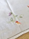 画像3: フランス お花の刺繍が素朴で かわいいテーブルクロス