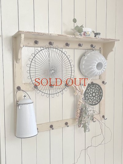 画像2: フランス フックがたくさんの 木製シェルフ  50%OFF 