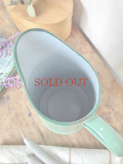 画像7: フランス 外も中も色が素敵な ホーロー製ジャグ