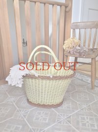 フランス 配色がかわいい 大きなパニエ