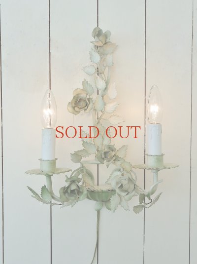 画像2: フランス 薔薇のモチーフが素敵な アイアンウォールライト  30%OFF 