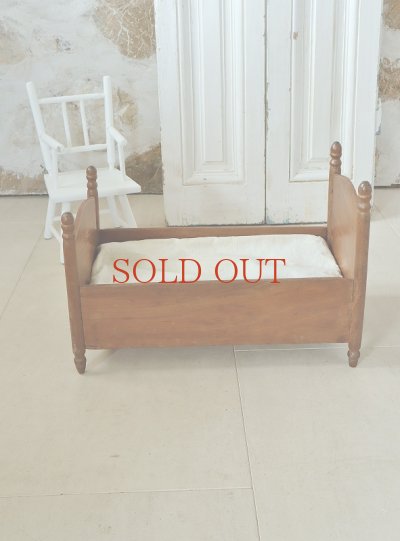 画像11: かわいい ドールキャップ付き 木製ドールベッド