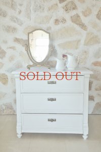 ユニークな ホワイトキャビネット  40%OFF 