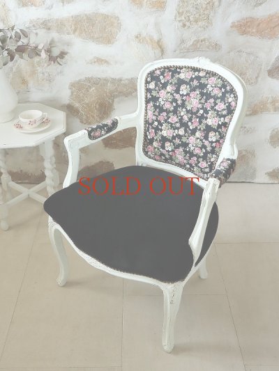 画像2: お花の彫り模様が 素敵なサロンチェア  60%OFF 