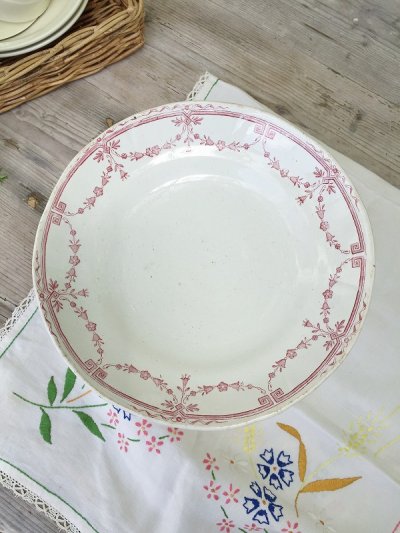 画像2: 小花ガーランドが かわいい陶器製 コンポート皿