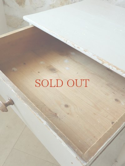 画像8: フランス 大きな引き出しが かわいいテーブル