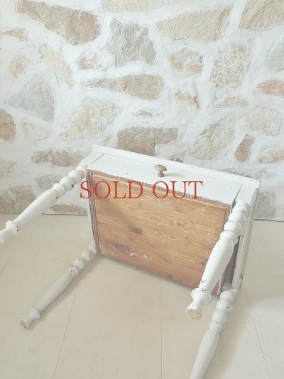 画像17: フランス 大きな引き出しが かわいいテーブル