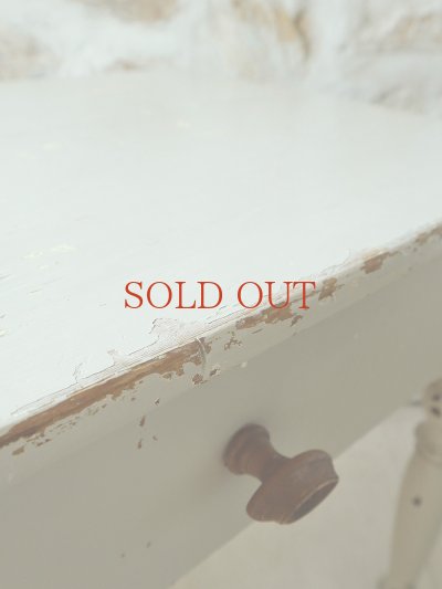 画像11: フランス 大きな引き出しが かわいいテーブル