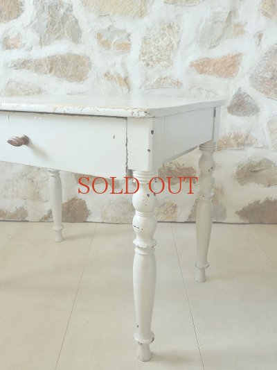 画像5: フランス 大きな引き出しが かわいいテーブル