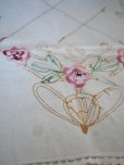 画像10: フランス お花の刺繍が素朴で かわいいテーブルクロス