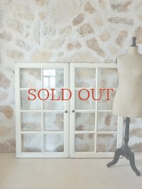 ぽってりペイントとフォルムがかわいいウィンドウ  60%OFF 