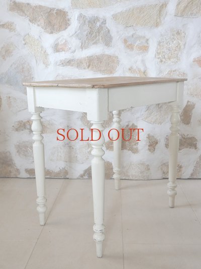 画像16: 質感が素敵な テーブル