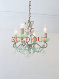 フランス パーツがレアでかわいい オパリンガラスシャンデリア  50%OFF 