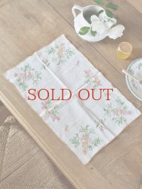 フランス 刺繍が素敵な テーブルクロス