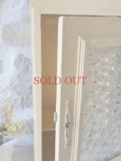 画像10: フランス デージーガラスがかわいい ウォールキャビネット