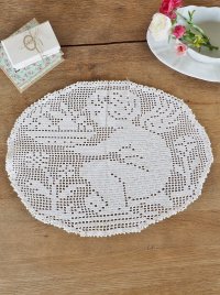 フランス エンジェルがかわいい レーステーブルセンター