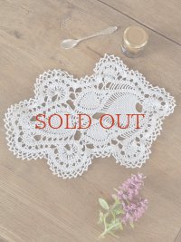 フランス レース編みテーブルセンター  10%OFF 