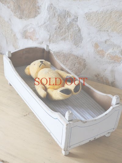 画像2: フランス ブルーのラインがかわいい ドールベッド  10%OFF 
