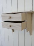 画像8: フランス サイドのデザインがかわいい ドローワー付きキャビネット