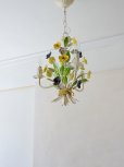 画像13: フランス ２色のお花がかわいい アイアンシャンデリア