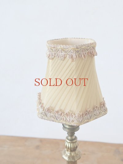 画像4: フランス 真鍮のデザインが大人っぽい テーブルランプ