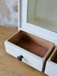 画像10: 脚のデザインがかわいい ホワイトキャビネット