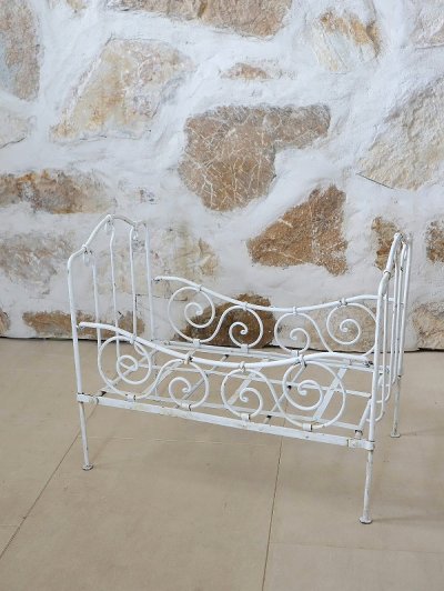 画像3: フランス アイアン製ドールベッド   10%OFF 