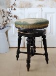 画像10: フランス 質感のいいピアノスツール