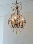 画像2: フランス<br/>サーモンピンクドロップが<br/>素敵な3灯シャンデリア (2)