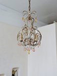 画像7: フランス サーモンピンクドロップが 素敵な3灯シャンデリア
