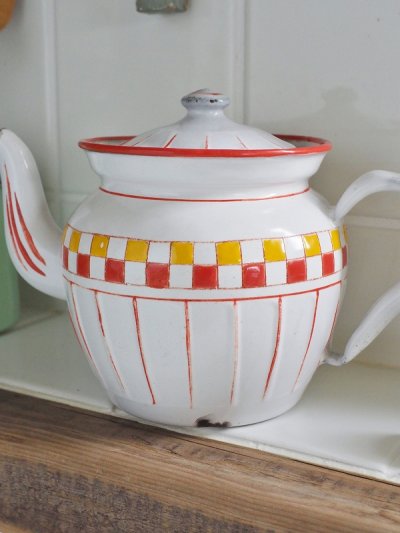画像3: フランス BB社製格子柄がかわいい ホーロー製ティーポット