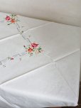 画像6: お花の刺繍がかわいい テーブルクロス