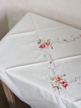 画像4: お花の刺繍がかわいい テーブルクロス