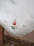 画像2: お花の刺繍がかわいい<br/>テーブルクロス (2)