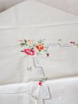画像4: お花の刺繍がかわいい テーブルクロス