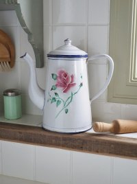 フランス お花がかわいいホーロー製 コーヒーポット