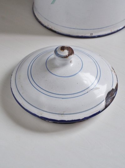 画像12: フランス お花がかわいいホーロー製 コーヒーポット