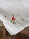 画像9: お花の刺繍がかわいい テーブルクロス