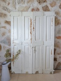 フランス 金物がかわいい キャビネットドア