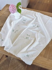 フランス 薔薇の刺繍が素敵な テーブルクロス  10%OFF 