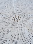 画像4: フランス お花がかわいいレース編み テーブルセンター